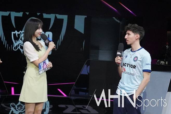 윤수빈 아나운서-BDS 미드라이너 뉴크 일리아스 비즈리켄ⓒMHN스포츠 이솔 기자