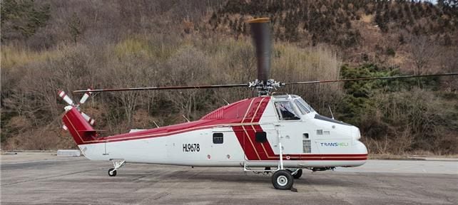 양양에서 추락한 동일기종의  헬기 S-58T /서울지방항공청