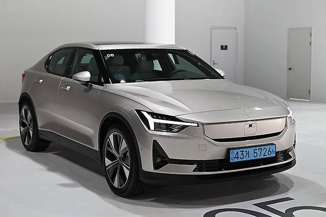 폴스타 2 롱 레인지 싱글 모터. 김학수 기자