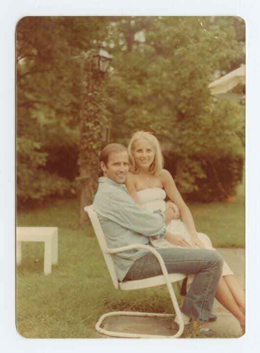 조 바이든 미 대통령과 부인 질 여사의 1970년대 신혼 모습 /질 바이든 인스타그램