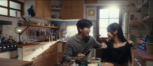 배우 이진욱이 헤이즈 뮤직비디오에 출연했다. 사진 = ‘입술’ 뮤직비디오 캡처