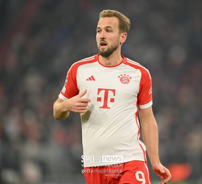 ▲ 해리 케인이 독일 매체와 인터뷰에서 "난 독일에서 정말 행복하다. 커리어 첫 겨울 휴식이 기대된다. 이보다 행복할 수 없다. 잉글랜드에 있는 친구들에게 따뜻한 해변에서 휴가를 보내는 사진을 보내줄 것"이라고 말했다