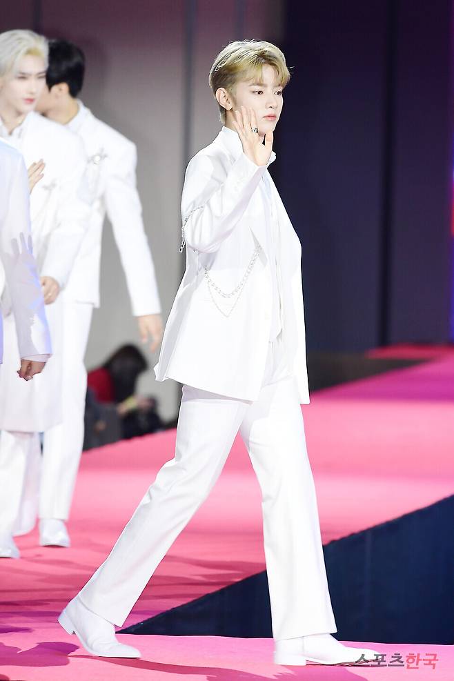 '2023 SBS 가요대전' 레드카펫 행사에 참석한 그룹 제로베이스원 장하오. ⓒ이혜영 기자 lhy@hankooki.com