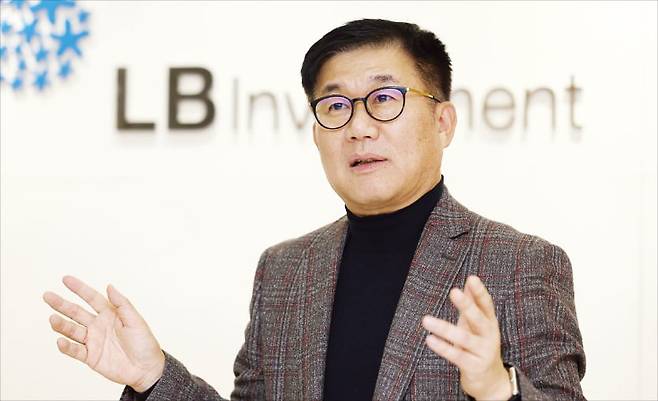 박기호 LB인베스트먼트 대표는 “내년 상반기부터 적극적인 투자에 나서겠다”며 “기술력을 갖춘 회사들은 내년을 기점으로 급성장할 것”이라고 말했다. 이솔 기자