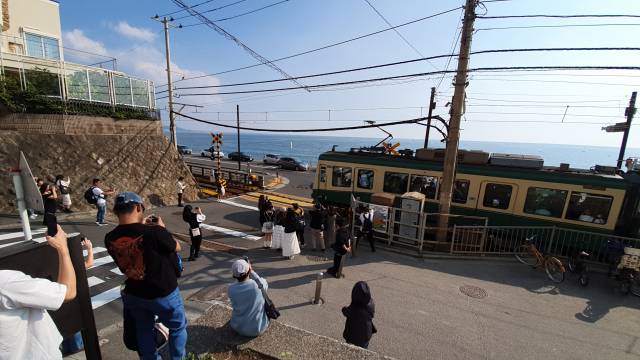 ▲세계에서 제일 유명한 철도 건널목인 에노덴 라인 가마쿠라 고교 앞 건널목 ⓒ박흥수