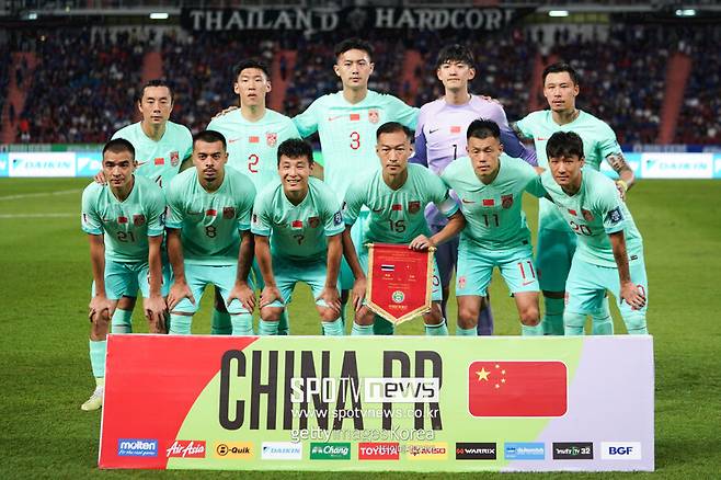 ▲ 아시안컵 8강 진출을 목표로 하는 중국 축구대표팀이 오만과 평가전에서 완패했다