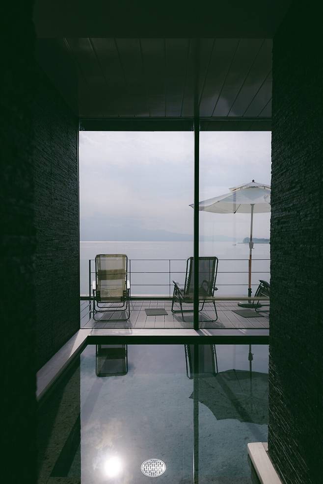 세 가지 스타일의 온천을 경험할 수 있다