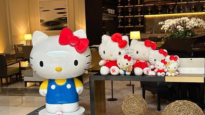 파라다이스시티 헬로키티 포토존. /사진= 강예신 여행+ 기자