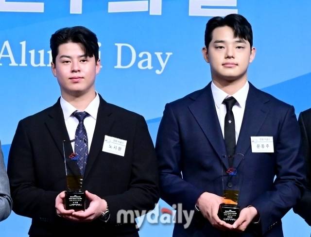 한화 이글스 노시환(왼쪽)과 문동주./마이데일리