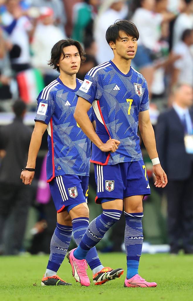 ▲ 일본은 3일(한국시간) 카타르 도하 에듀케이션 스타디움에서 열린 아시아축구연맹(AFC) 2023 아시안컵 8강에서 이란에 1-2로 졌다. 아시아축구연맹(AFC) 기준 국제축구연맹(FIFA) 랭킹 1위(일본)와 2위(이란) 대결로 ‘미리보는 결승전’었지만 이란 결정력에 무너지며 아시안컵 여정을 마무리하게 됐다ⓒ연합뉴스