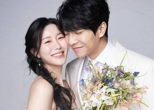 가수 겸 배우 이승기와 배우 이다인 부부가 득녀했다. 사진=휴먼메이드 SNS