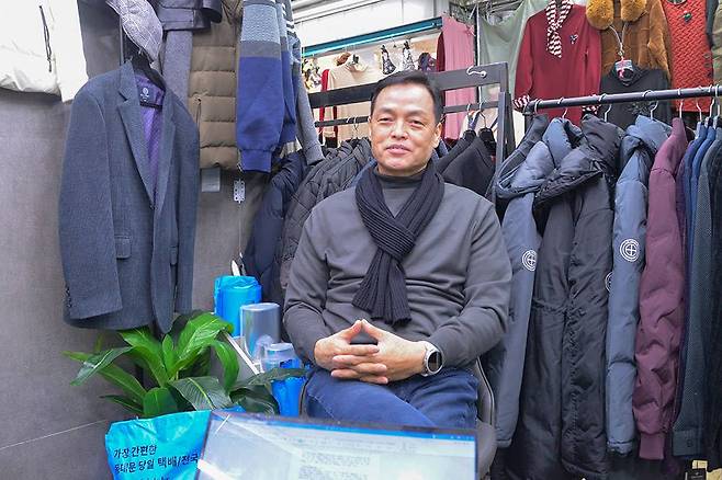 정 대표는 소상공인도 디지털 시대에 맞춰 효율적으로 작업을 진행해야 한다고 말한다 / 출처=IT동아