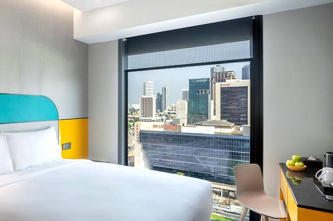 미로처의 창변(窓邊)관광