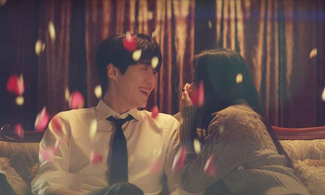 사진=대성 ‘폴링 슬로우리’(Falling Slowly) 뮤직비디오 캡처.