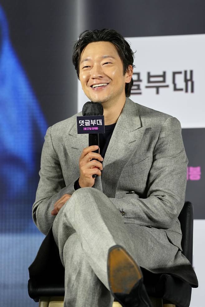 손석구는 '댓글부대'에서 대기업 관련 기사를 썼다가 정직당한 임상진 기자 역을 맡았다. 사진제공=에이스메이커무비웍스