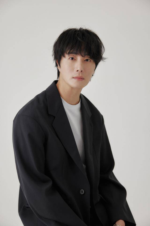 정일우가 연기를 향한 열정을 드러냈다. 스튜디오252 제공