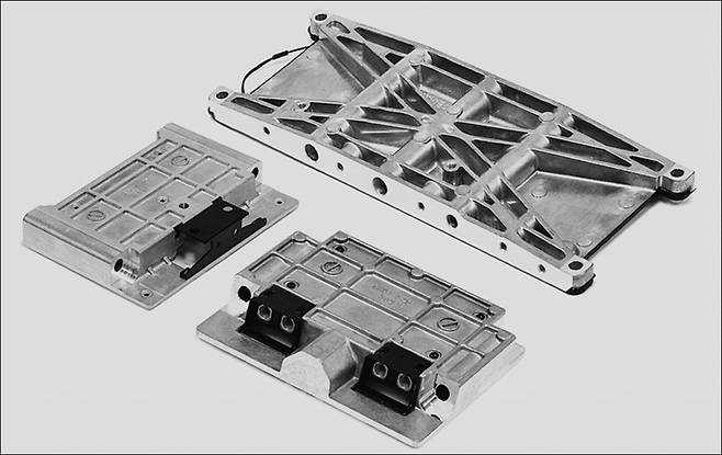 전기차 배터리 셀 보호 케이스. 삼기이브이