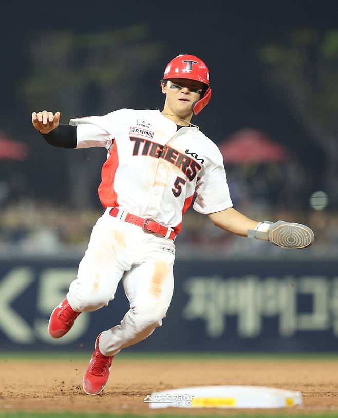 KIA 김도영이 지난 9일 광주 LG전에서 베이스러닝 하고 있다. KIA 타이거즈 제공