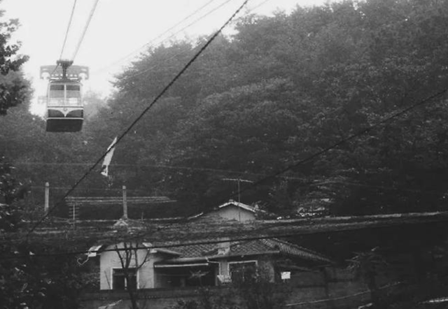 과거 보문산에서 운행됐던 케이블카 모습. 대전시 제공