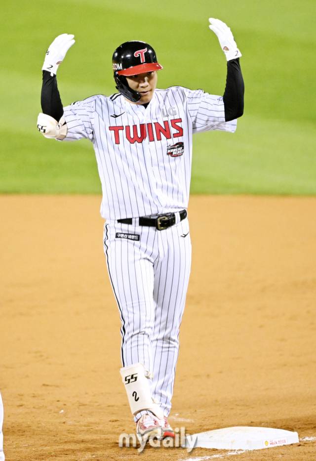 문보경, 2023년 11월 13일 오후 서울 잠실야구장에서 진행된 '2023 KBO 프로야구' 포스트시즌 한국시리즈 5차전 LG 트윈스와 kt 위즈의 경기./마이데일리