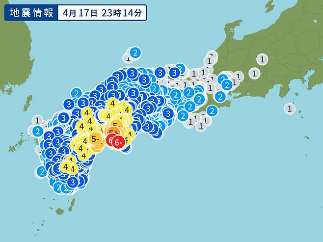 17일 오후 11시 14분쯤 일본 서남부 에히메·고치현(県)에서 발생한 지진의 진앙을 표시한 지도 갈무리. (출처 : 야후재팬) 2024.04.17/