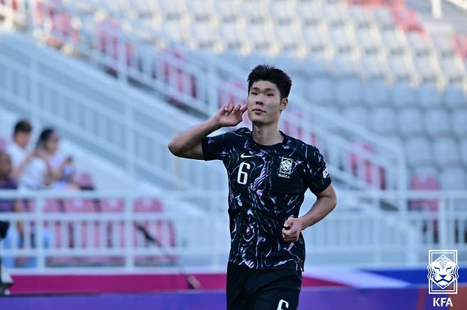 19일 열린 2024 아시아축구연맹(AFC) U-23 아시안컵 조별리그 B조 2차전 한국과 중국의 경기. 이영준이 선제골을 넣은 뒤 세리머니를 하고 있다.(사진=대한축구협회 제공)