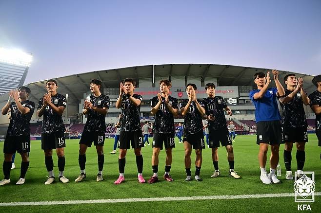 중국을 꺾은 한국 축구대표팀(대한축구협회 제공)