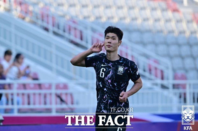 황선홍호의 '원샷 원킬' 이영준이 19일 중국과 2024 카타르 AFC U23 아시안컵 B조 2차전에서 멀티골을 터뜨리며 2-0 승리를 이끌었다./도하=KFA