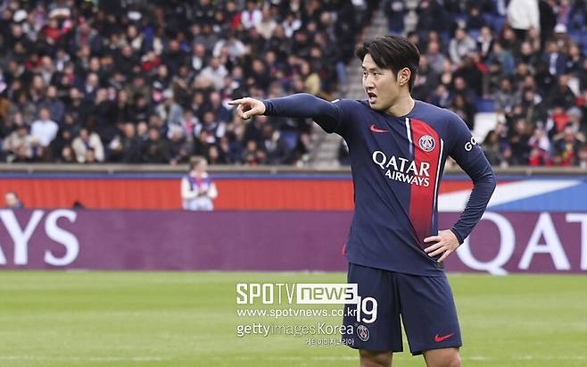 ▲ 22일 파리 파르크 데 프랭스에서 열린 2023-24 프랑스 리그앙 30라운드에서 파리 생제르맹이 올림피크 리옹을 4-1로 제압했다. 이강인은 후반 36분에 들어가 10여분을 뛰었다.