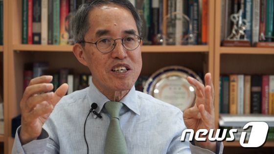 김형중  한국핀테크학회장. 전 고려대 정보보호대학원 교수