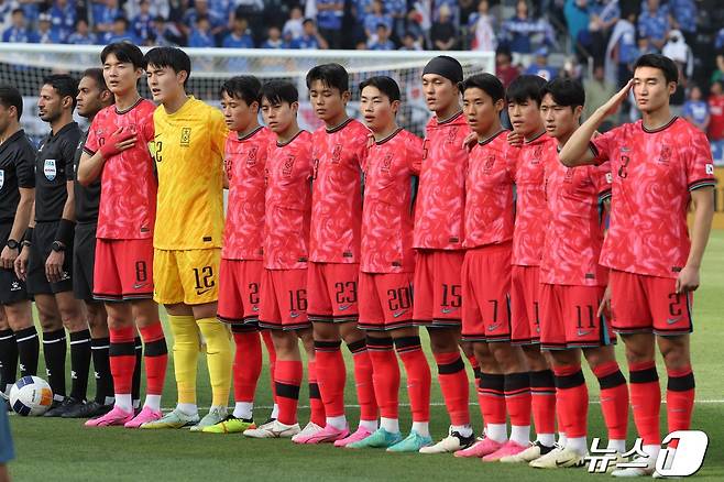 일본전에 앞서 도열한 한국 U23 축구대표팀ⓒ AFP=뉴스1
