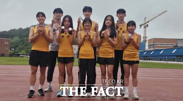 광주체육중학교가 ‘제53회 춘계 전국중·고등학교육상대회’에서 금메달 2개, 은메달 3개, 동메달 1개를 획득했다.