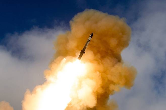 SM-3 요격미사일이 가상 표적을 향해 발사되고 있다. 세계일보 자료사진
