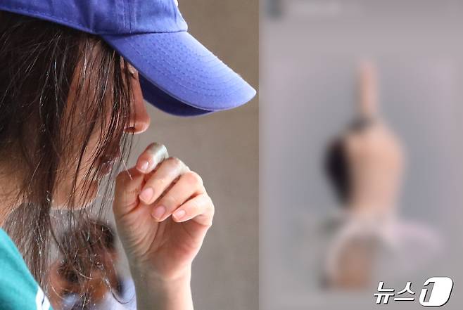 기자회견 중인 민희진 대표(왼쪽)와 아일릿의 비주얼 디렉터 허세련씨가 SNS에 올린 손가락 욕 사진(오른쪽) /뉴스1