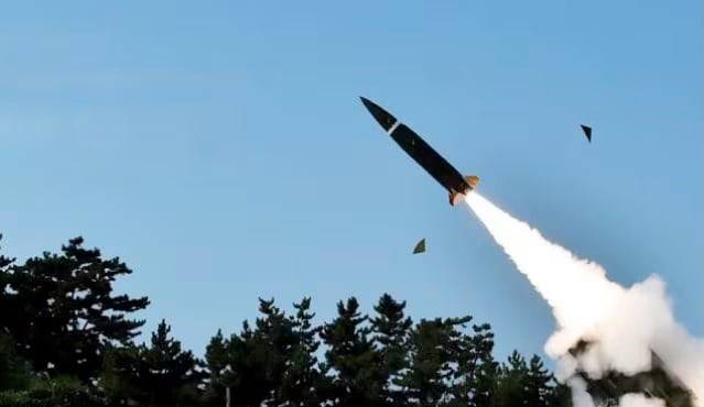 우리 군의 전술지대지유도무기(KTSSM) 발사 모습. /국방과학연구소