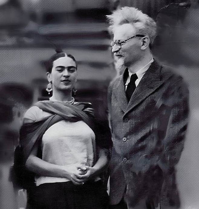 프리다 칼로(왼쪽)와 레온 트로츠키
