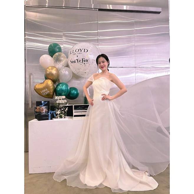 사진=손예진 SNS