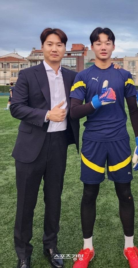 (주) G.K Football Exchange 하기성 대표 (왼쪽)와 이건혁
