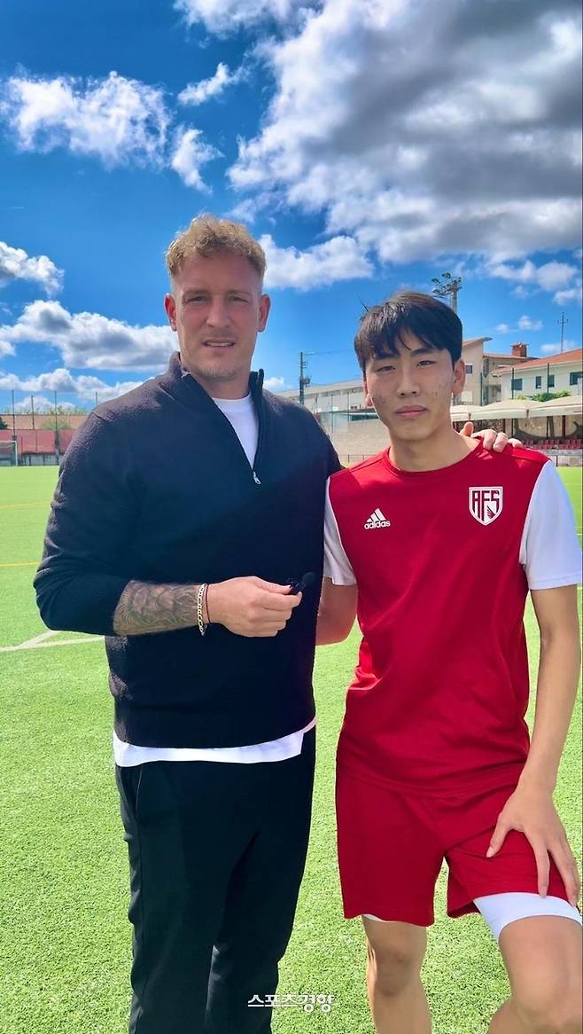 Globall Sports ( GmbH ) 토비아스 니케 (왼쪽)와 김모건