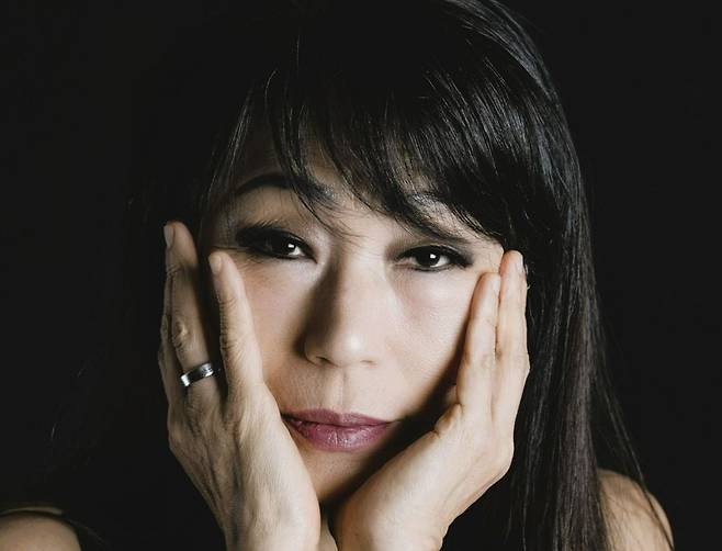 진은숙은 2004년 바이올린 협주곡으로 '작곡계의 노벨상'으로 불리는 그라베마이어 상을 받았고 아놀드 쇤베르크 상, 비후리 시벨리우스 음악상, 뉴욕 필하모닉 크라비스 음악상, 레오니 소닝 음악상을 휩쓸었다. / 사진=구본숙