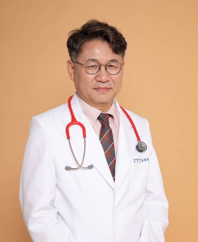 최용재 대한아동병원협회 회장(의정부 튼튼어린이병원장)