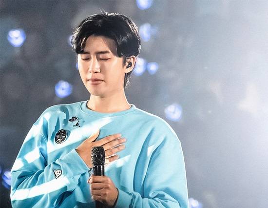 임영웅은 5월 가수별 써클지수 톱 400 점유율 조사에서 400위권 내 총 16곡을 올려놓았다. 합산 점유율 6.2%를 기록하며 전체 1위로 압도적인 인기를 자랑했다. /영웅시대