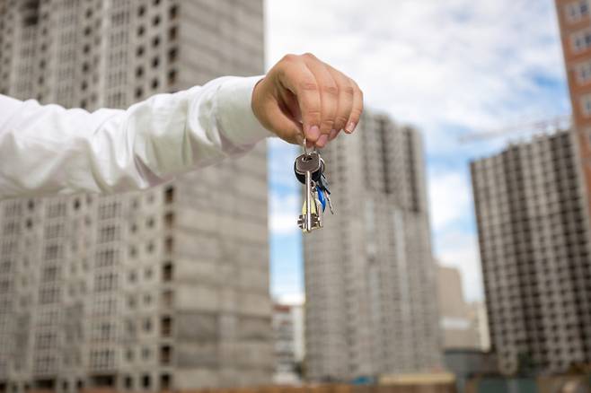 올 여름 출격을 앞둔 2만가구의 분양 물량 가운데 지방에 예정된 물량은 1만여 가구로 조사됐다. /사진=이미지투데이