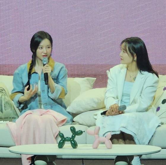 김지원, 윤하/사진=윤하