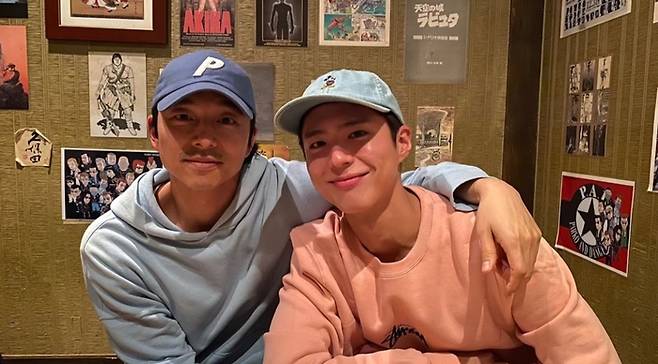 배우 공유·박보검. 사진 I 수지 SNS
