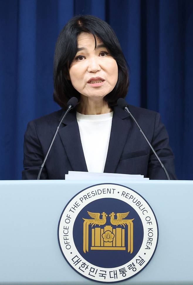 이진숙 신임 방송통신위원장 후보자가 4일 용산 대통령실 청사 브리핑실에서 열린 인사브리핑에서 지명 소감을 말하고 있다. /뉴스1