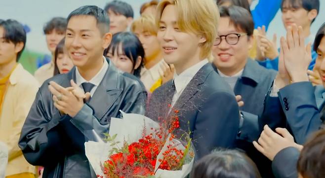 " 상상이 그대로..행복" 방탄소년단 지민, 해피 에너지 발산