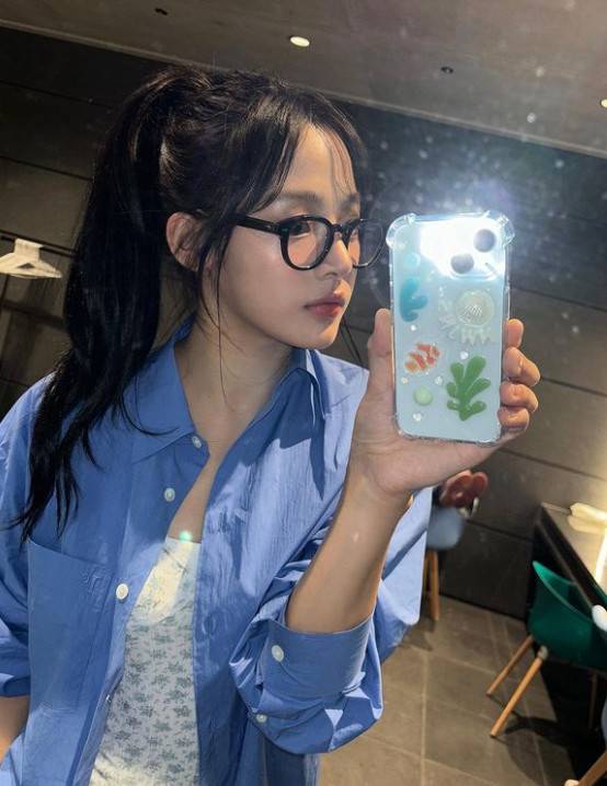 사진=뉴진스 공식 계정