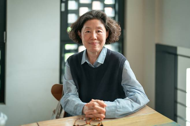 티빙 오리지널 다큐멘터리 ‘샤먼:귀신전’ 오정요 작가. 사진 티빙