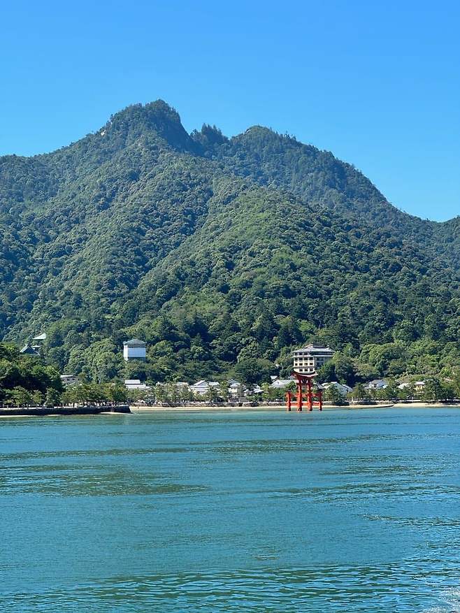 0cee8770bd871e8423e883e4479c7018d3a4c5b3506d635e93f1060e152b034871b57f3631bf2bf98f949562fa35c69e41a4df7ae2